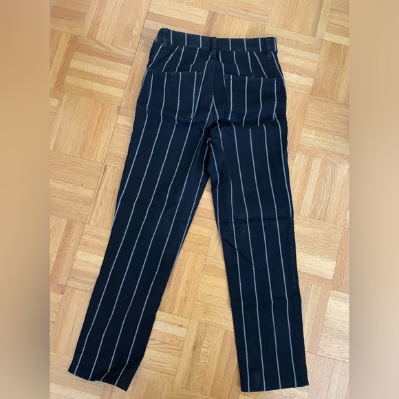 Dynamite stripe jeans, straight fit. Size 26 - Picture 4 of 4